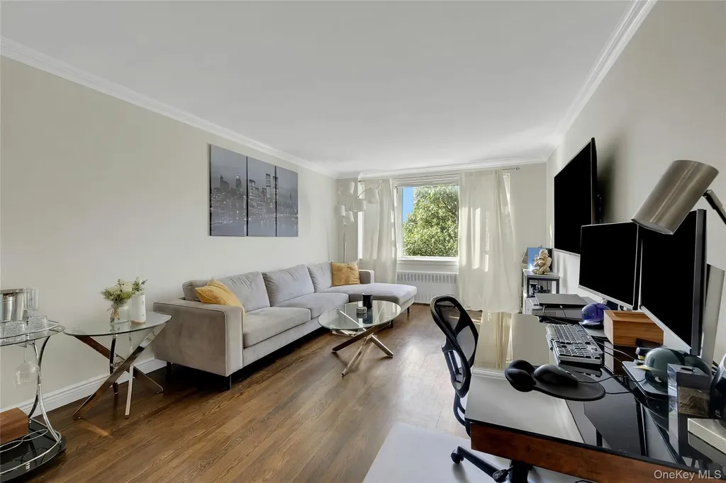 30 N Broadway White Plains NY 10601