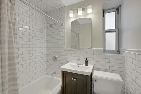 30 N Broadway White Plains NY 10601
