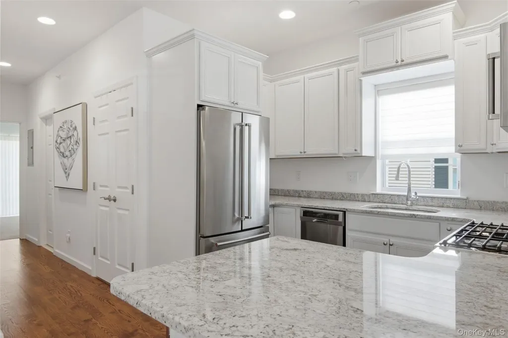 13 Spring Drive Seaford NY 11783