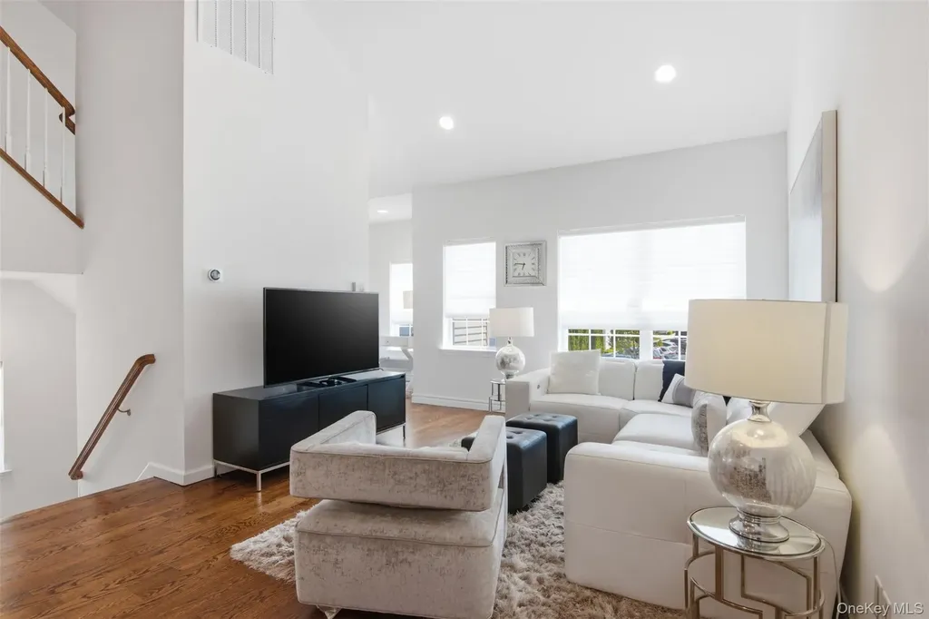 13 Spring Drive Seaford NY 11783