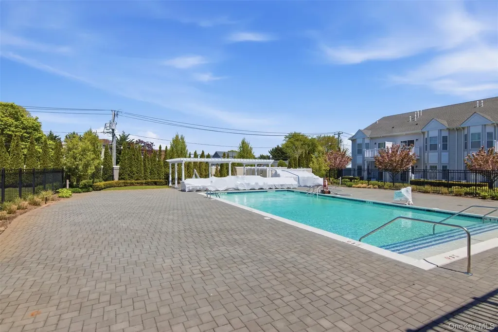 13 Spring Drive Seaford NY 11783