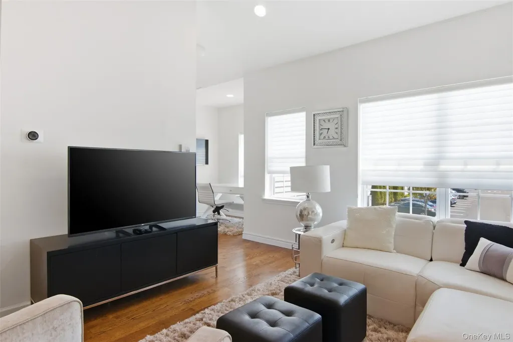 13 Spring Drive Seaford NY 11783