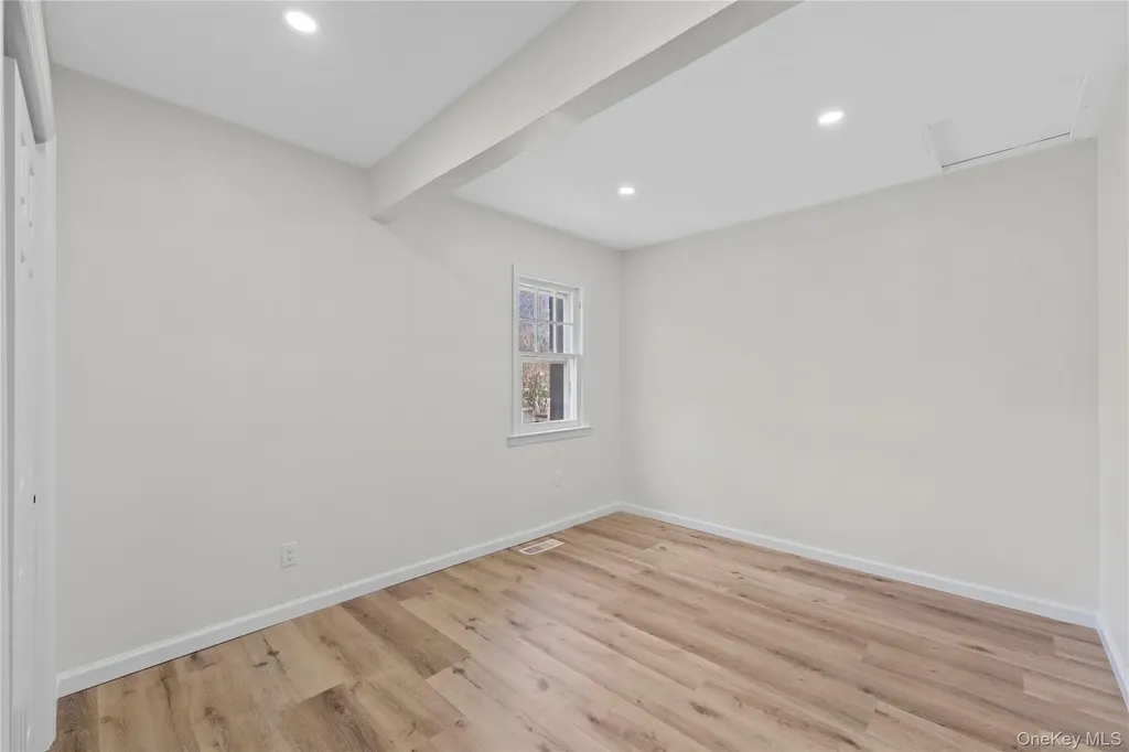 12 Hackensack Road Mastic Beach NY 11951