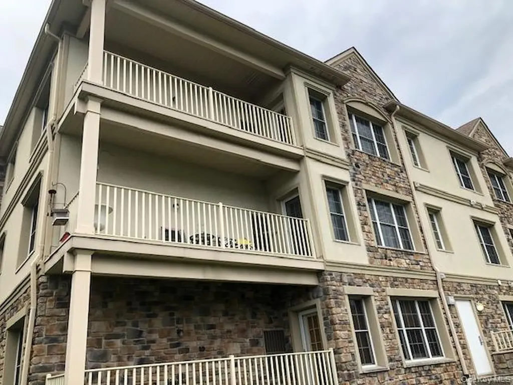 24 N De Baun Avenue Suffern NY 10901