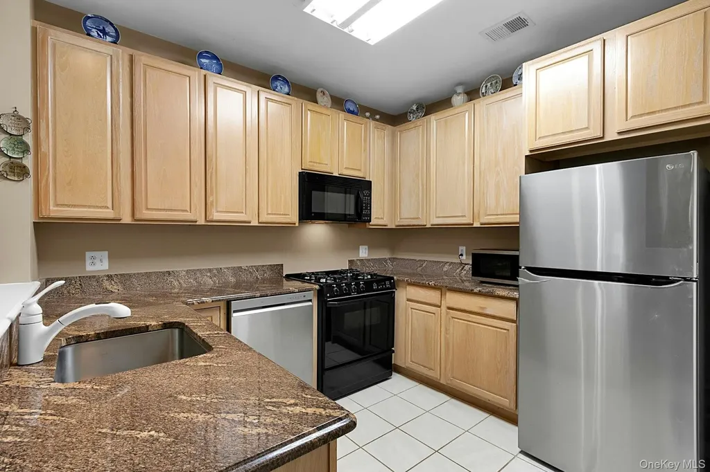 24 N De Baun Avenue Suffern NY 10901