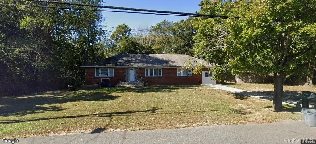 960 Ferndale Boulevard Central Islip NY 11722