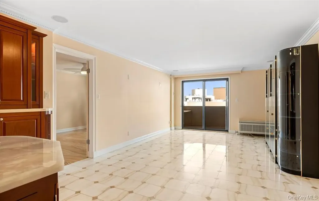 360 Shore Road Long Beach NY 11561