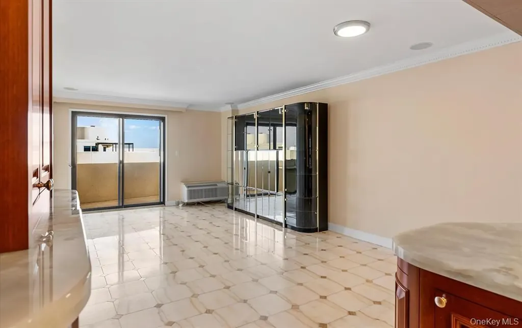 360 Shore Road Long Beach NY 11561