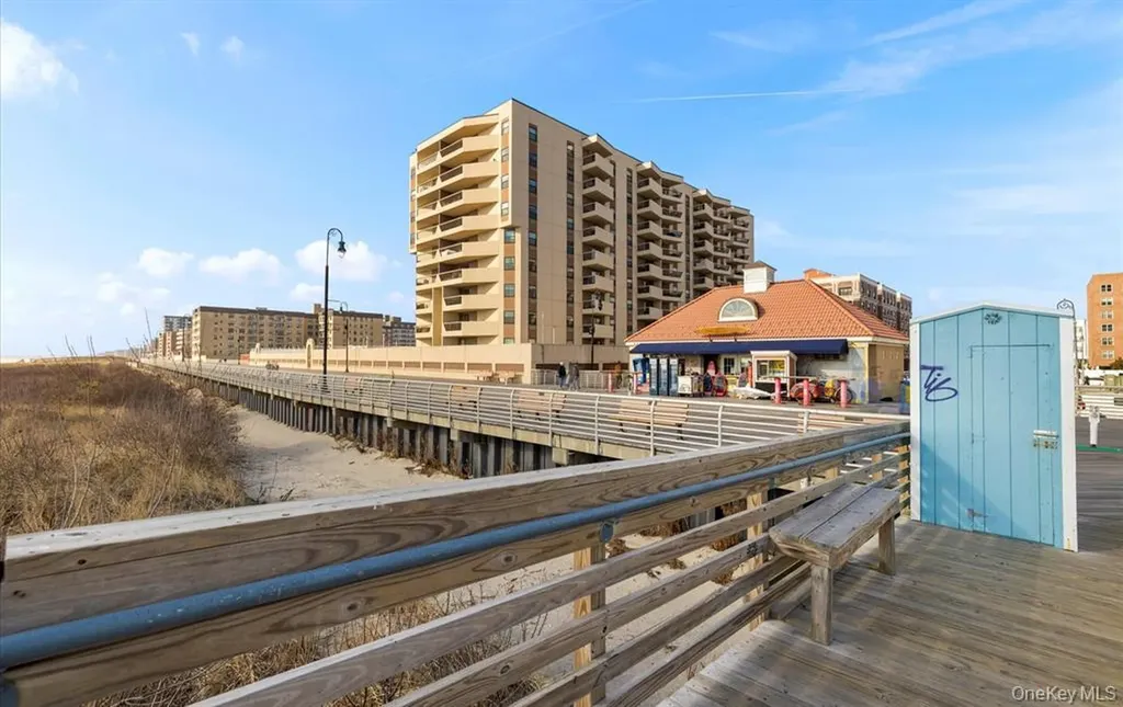 360 Shore Road Long Beach NY 11561