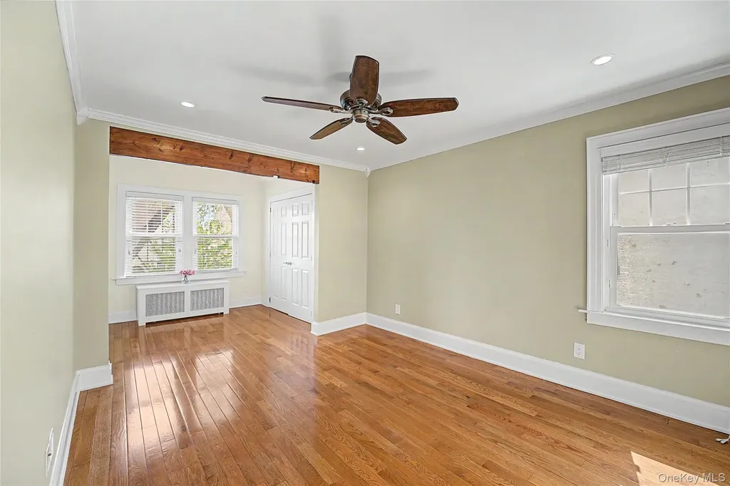 282 Houston Avenue Mineola NY 11501