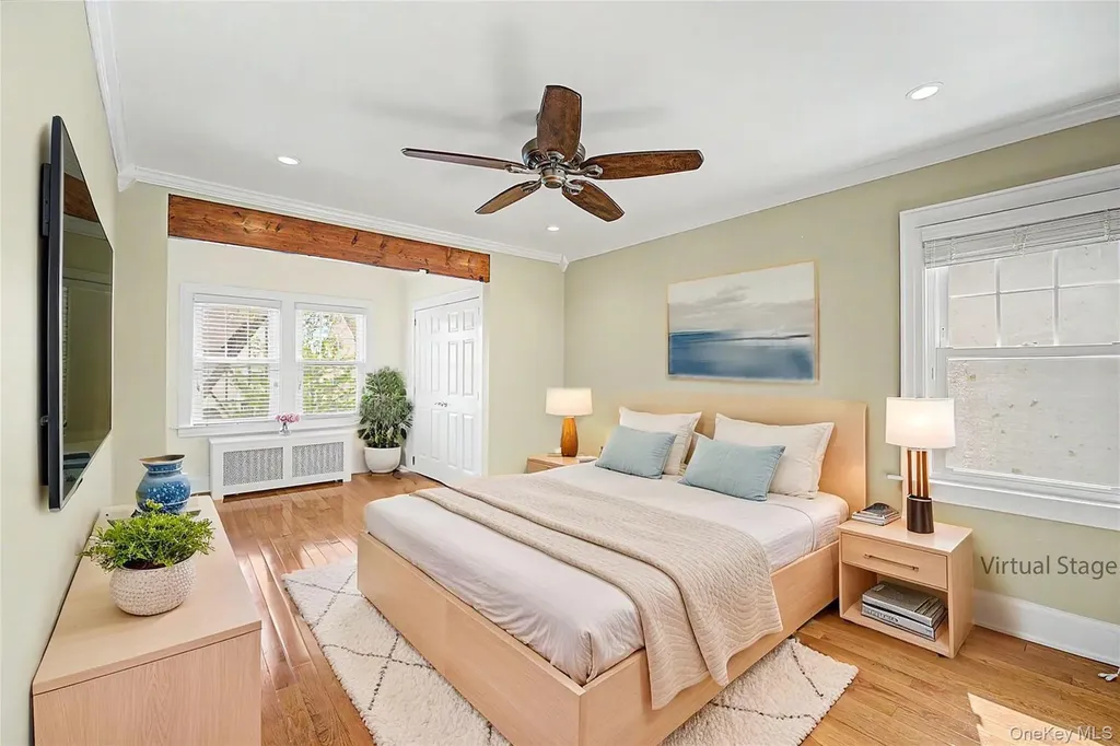 282 Houston Avenue Mineola NY 11501