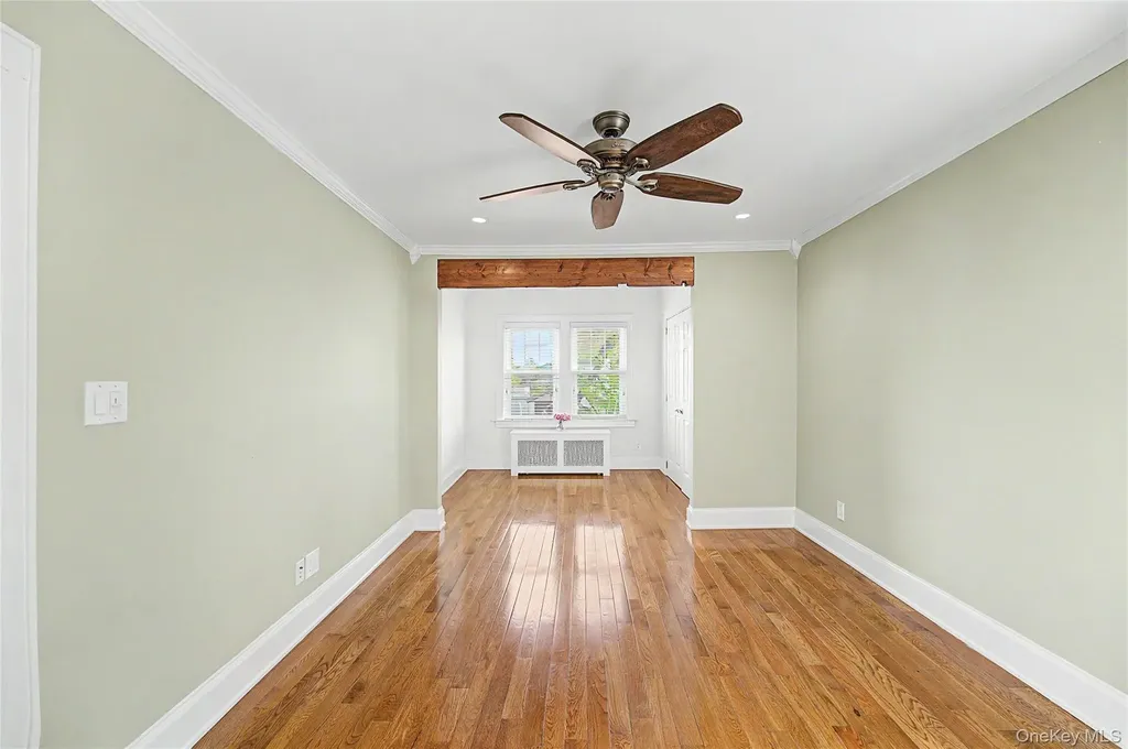 282 Houston Avenue Mineola NY 11501