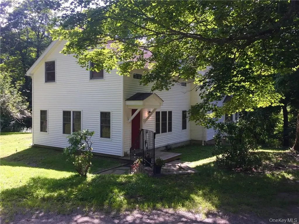 188 N Quaker Hill Road Pawling NY 12564