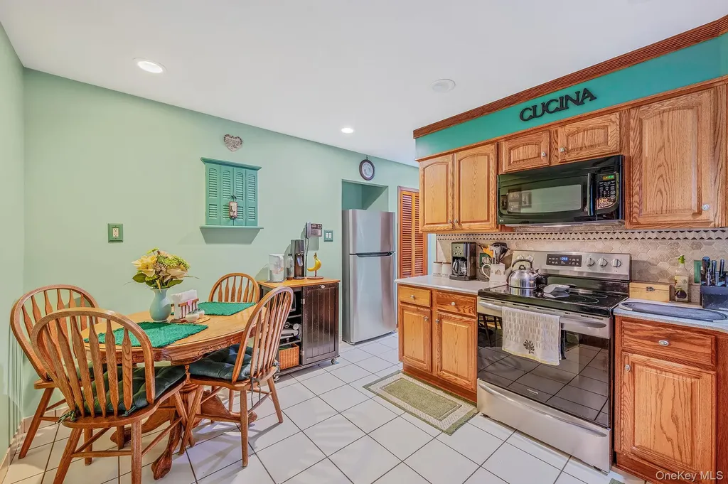 22 Beacon Drive Sound Beach NY 11789