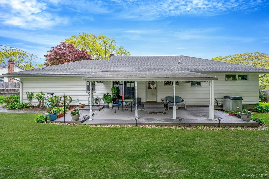 22 Beacon Drive Sound Beach NY 11789