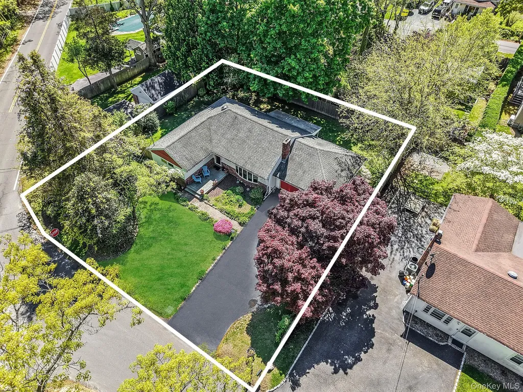 22 Beacon Drive Sound Beach NY 11789