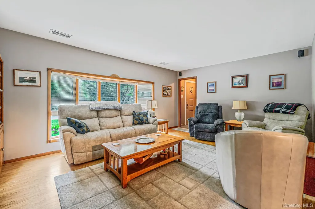22 Beacon Drive Sound Beach NY 11789
