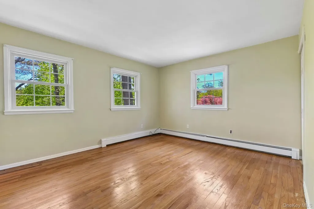31 Sunset Drive Huntington NY 11743