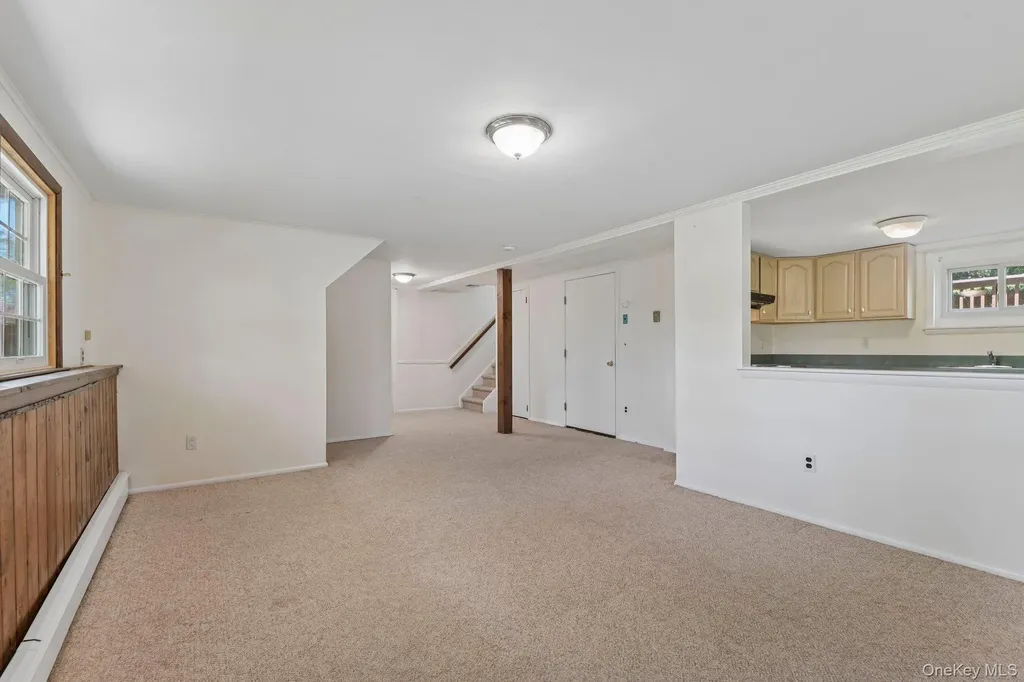 31 Sunset Drive Huntington NY 11743