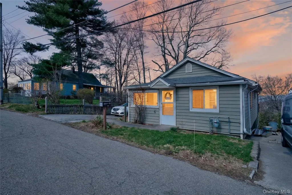 19 Samstag Avenue Ossining NY 10562