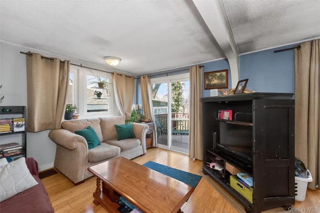 19 Samstag Avenue Ossining NY 10562