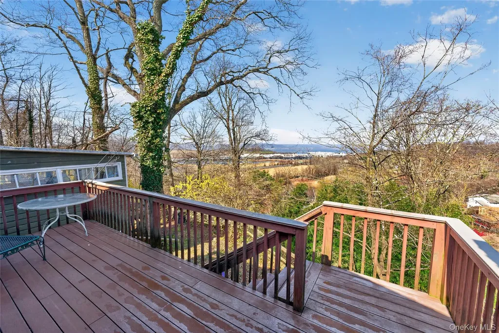 19 Samstag Avenue Ossining NY 10562