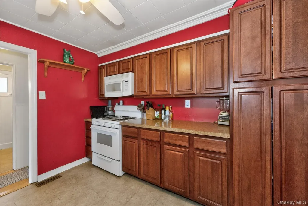 19 Samstag Avenue Ossining NY 10562
