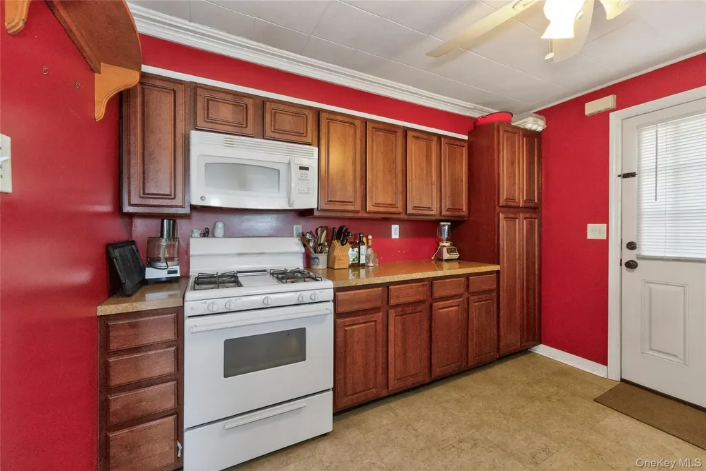 19 Samstag Avenue Ossining NY 10562