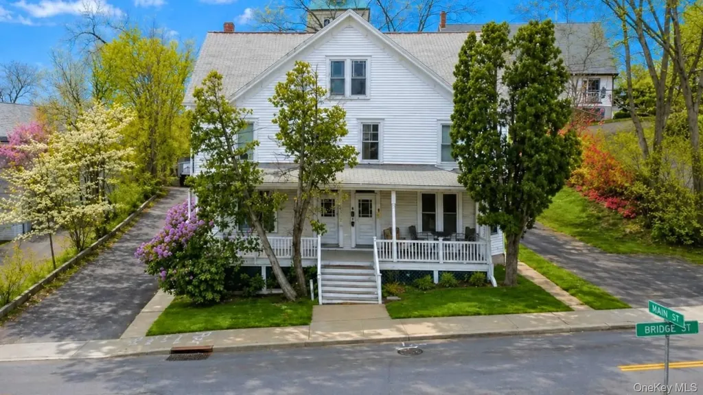 91 Bridge Street Catskill NY 12414