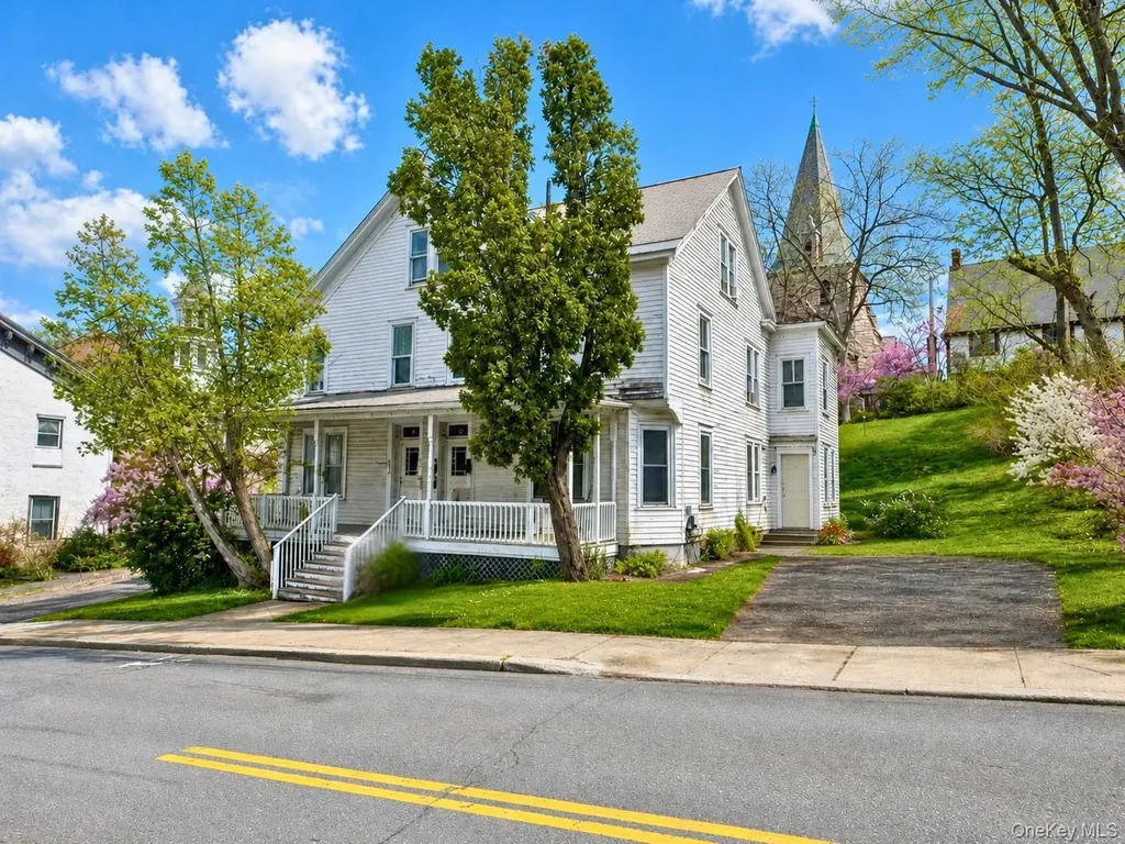 91 Bridge Street Catskill NY 12414