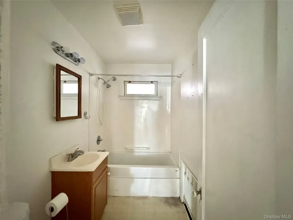 91 Bridge Street Catskill NY 12414