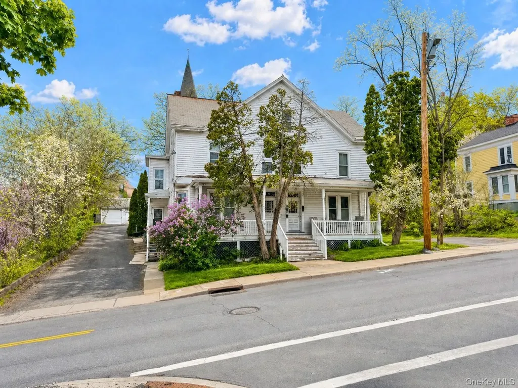 91 Bridge Street Catskill NY 12414