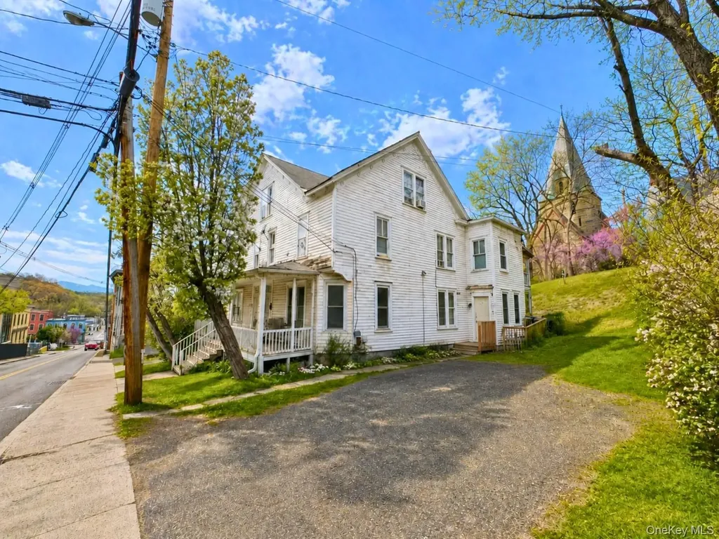 91 Bridge Street Catskill NY 12414