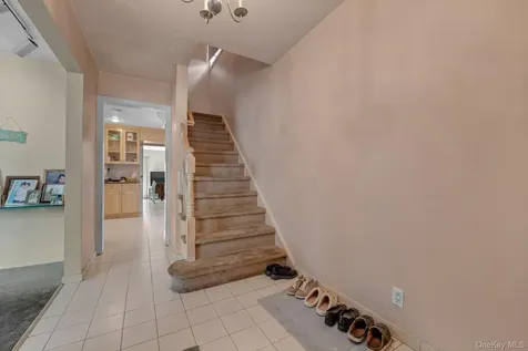 7906 214th Street Oakland Gardens NY 11364