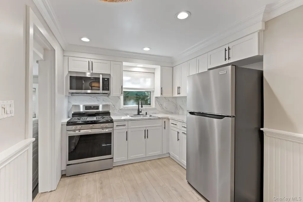 147 Fort Salonga Road Northport NY 11768