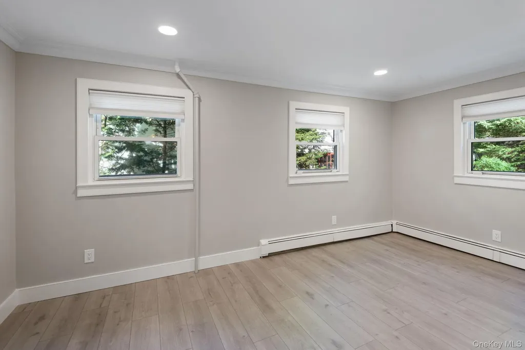 147 Fort Salonga Road Northport NY 11768