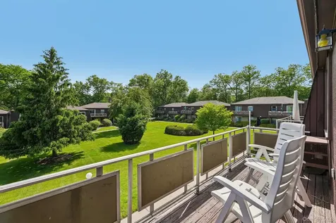 2 Germonds Village Bardonia NY 10954