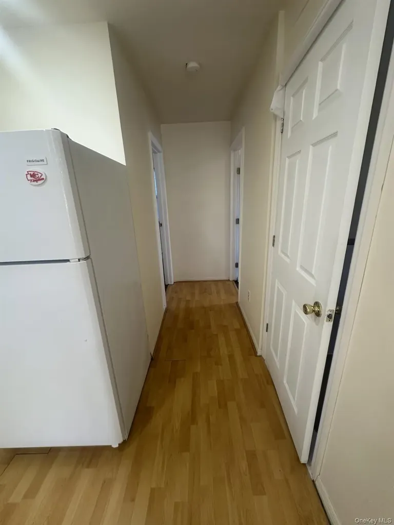 1 Hamlet Road Levittown NY 11756