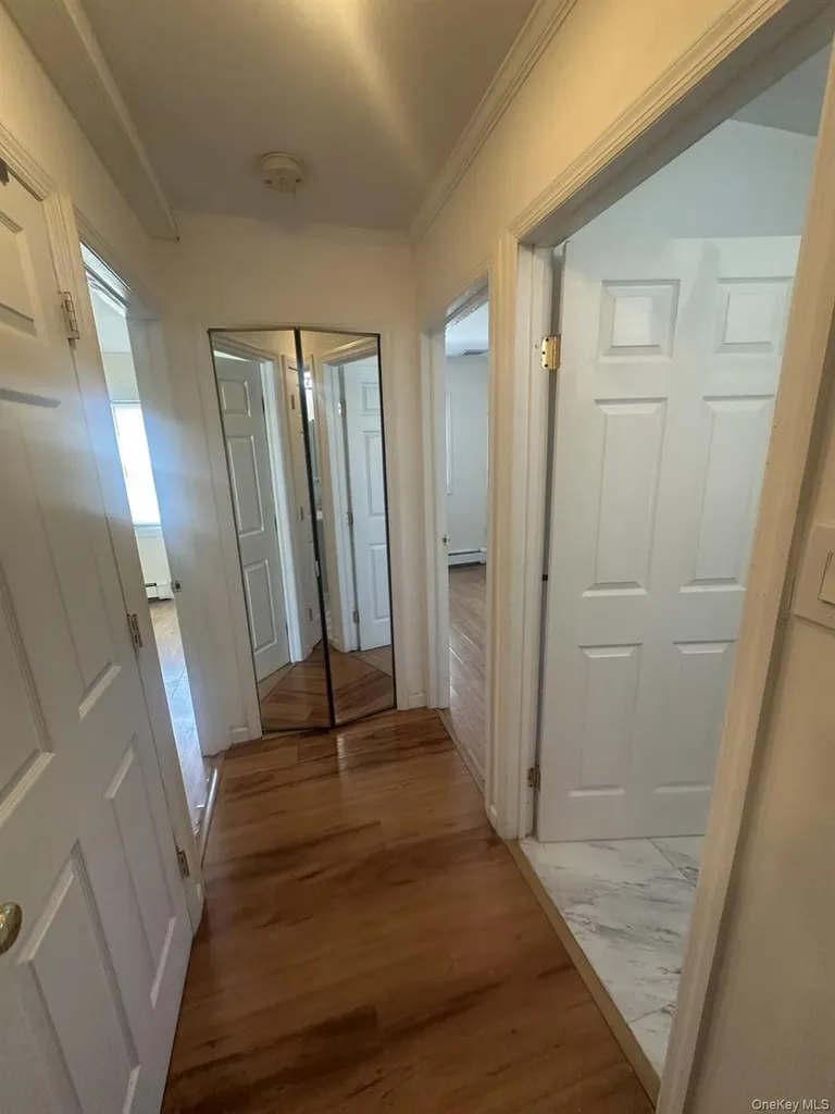 1 Hamlet Road Levittown NY 11756
