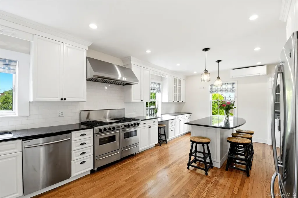 32 Huntington Drive Yonkers NY 10704