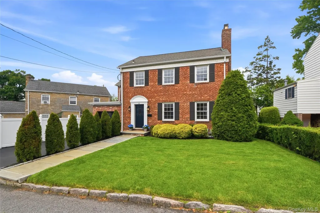 32 Huntington Drive Yonkers NY 10704