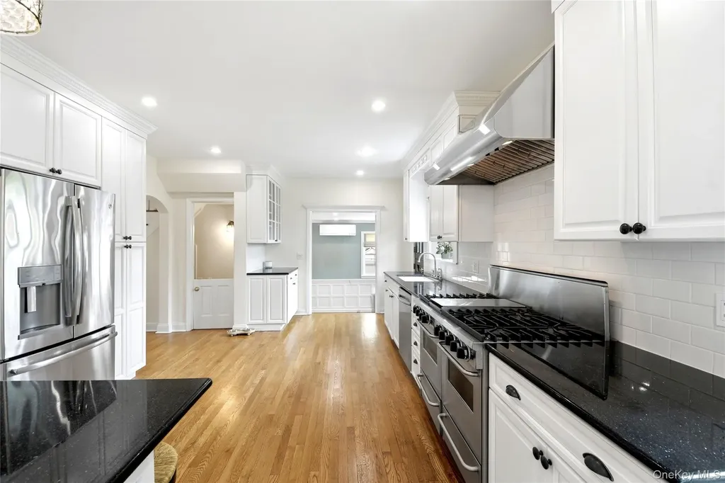 32 Huntington Drive Yonkers NY 10704