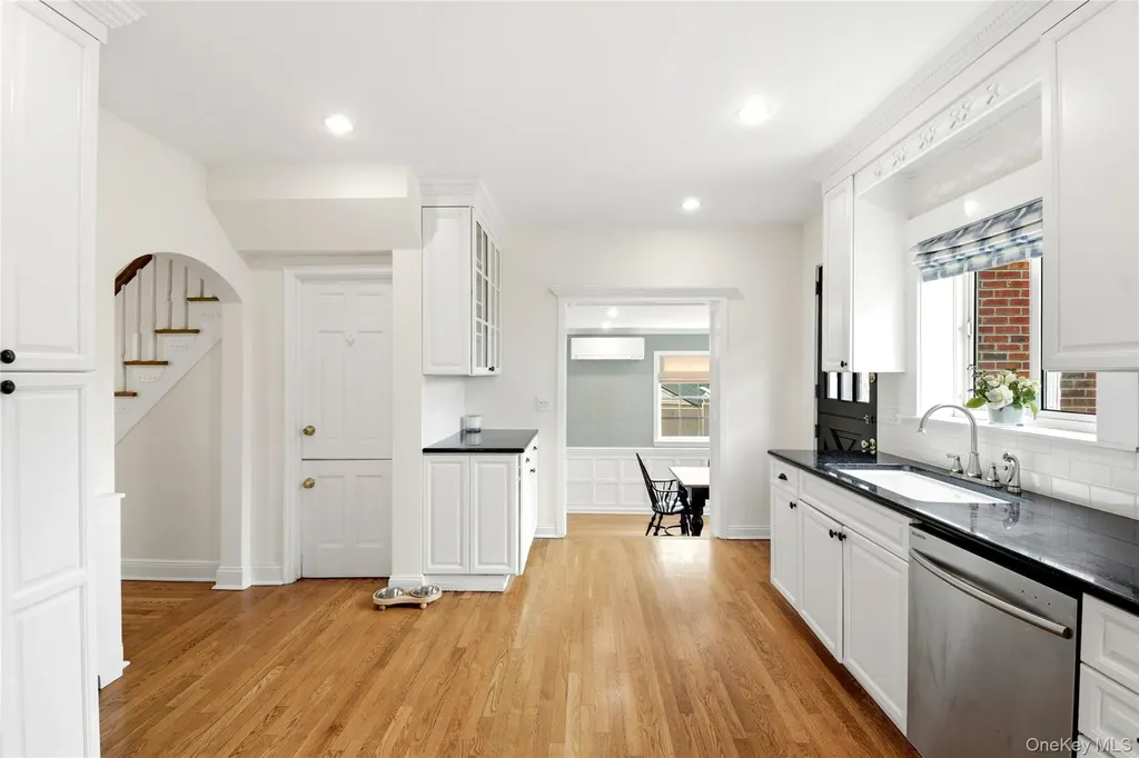 32 Huntington Drive Yonkers NY 10704
