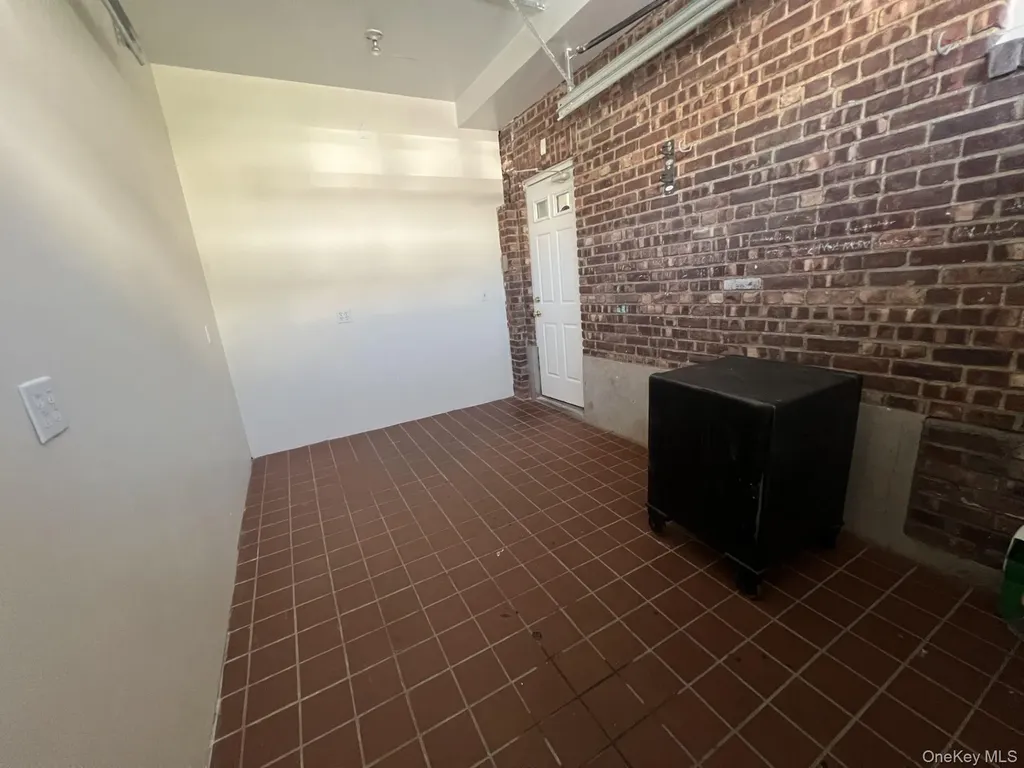 32 Huntington Drive Yonkers NY 10704