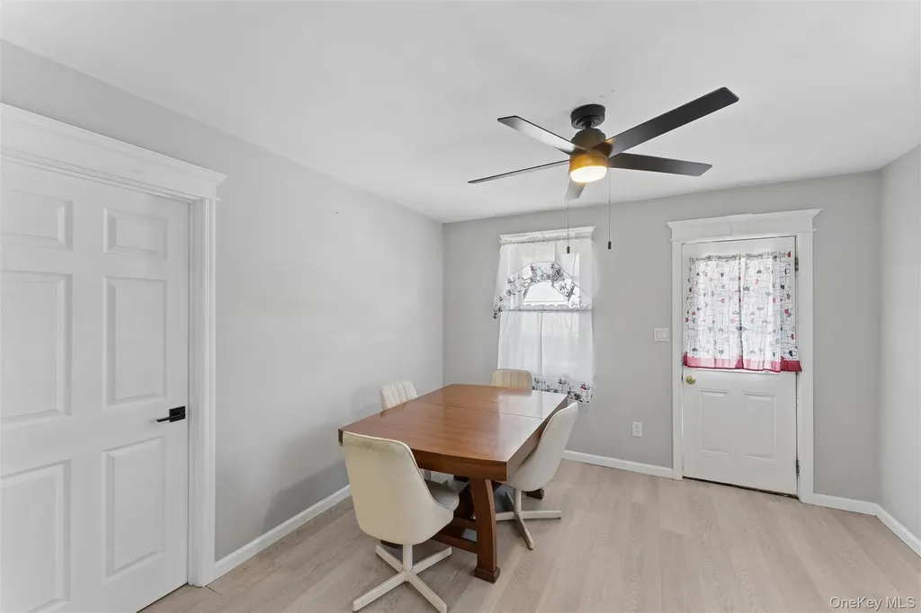 646 Benris Avenue Franklin Square NY 11010