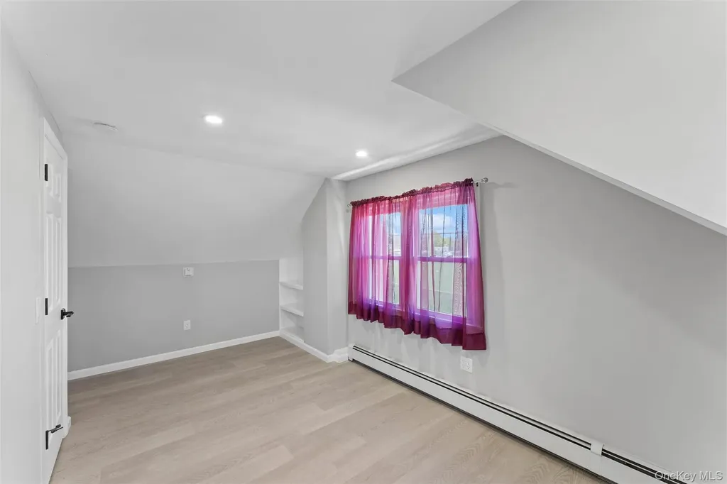 646 Benris Avenue Franklin Square NY 11010