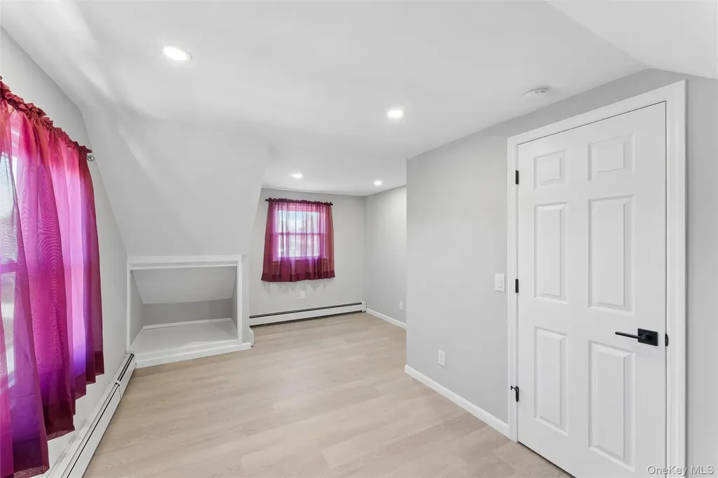 646 Benris Avenue Franklin Square NY 11010