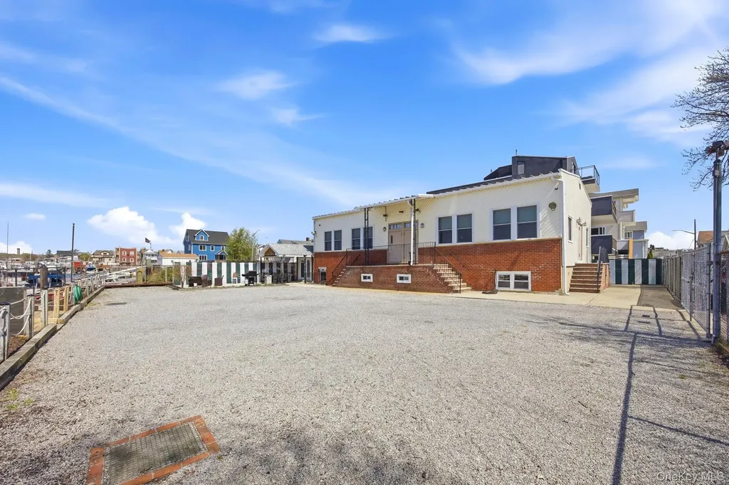 1 Merit Court Brooklyn NY 11229