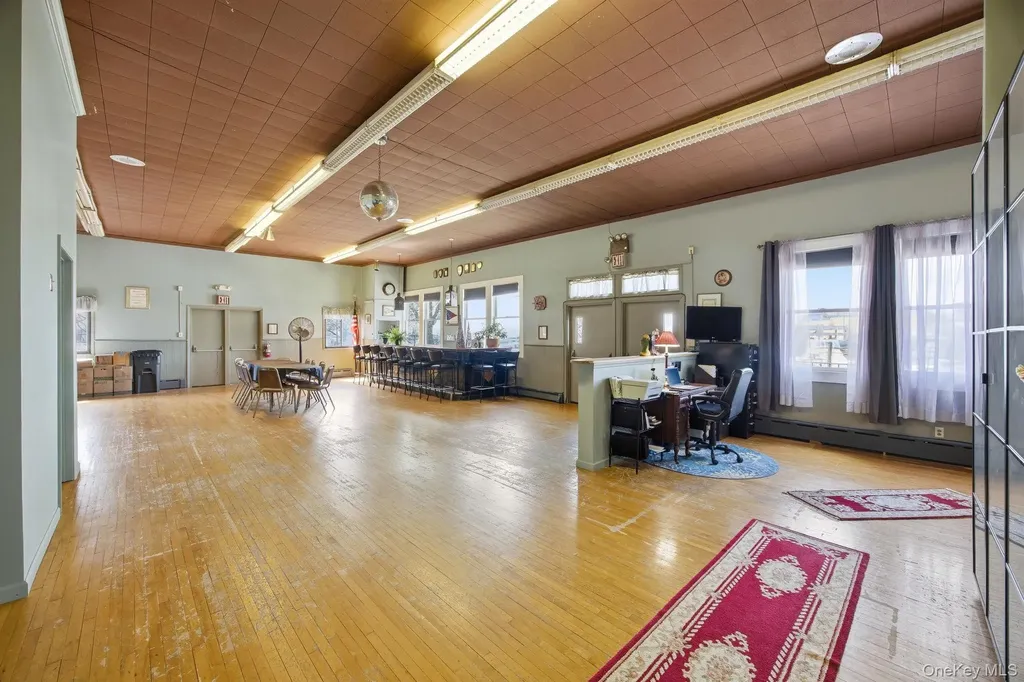 1 Merit Court Brooklyn NY 11229