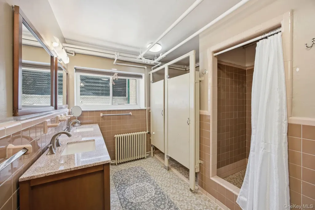 1 Merit Court Brooklyn NY 11229